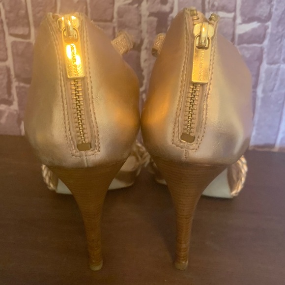 🔴Rose Gold “Alexa” Braided Strappy Heels - Picture 9 of 16